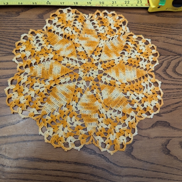 COPY - Vintage Round  Doilies x 3. Different patterns. Handmade crocheted. EUC. - Picture 3 of 7